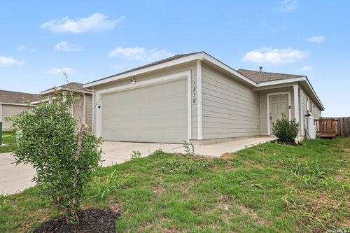 7258 Plow Run, San Antonio, TX, 78252-4552 | Card Image
