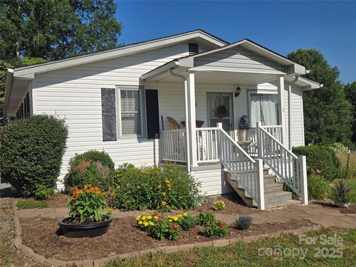 310 E Walker Ext, East Flat Rock, NC, 28726-2213 | Card Image