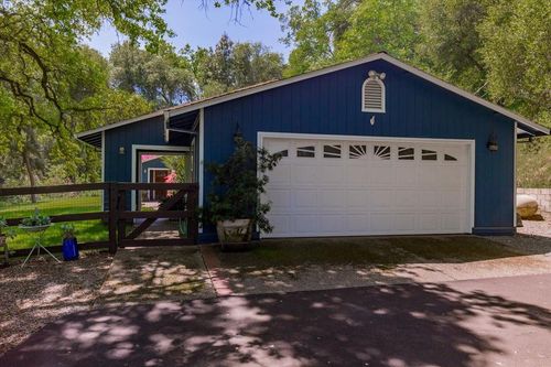 4460 Fawn St, Shingle Springs, CA, 95682-8431 | Card Image