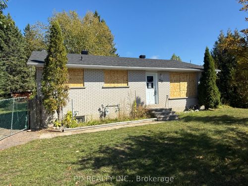 29 Wilson St, Chalk River, ON, K0J1J0 | Card Image