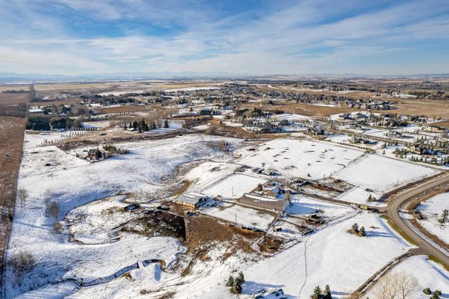240037 Range Road 31, Home with 4 bedrooms, 2 bathrooms and 2 parking in Rural Rocky View County AB | Image 7