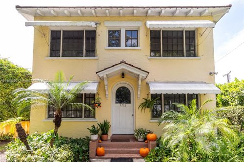 apt-2-3712 Anderson Rd, Coral Gables, FL, 33134-7071 | Card Image