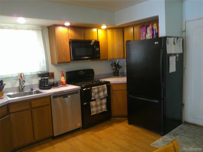Open Concept Kitchen.JPG | Image 6