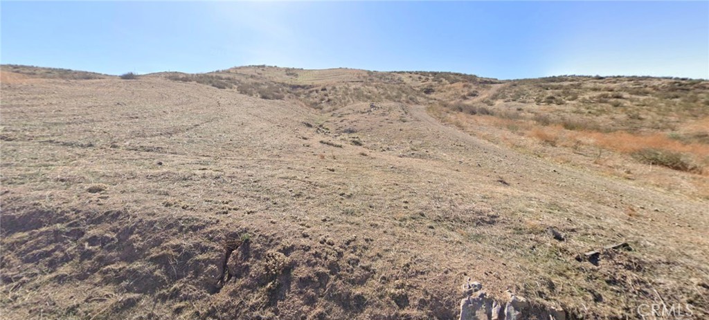 Land in Lake Elsinore