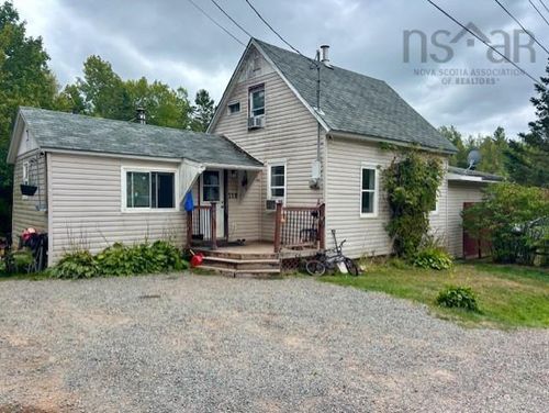210 Foundry St, Oxford, NS, B0M1P0 | Card Image
