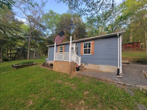 313 Ben Myers Ln, Gainesboro, TN, 38562-5384 | Card Image