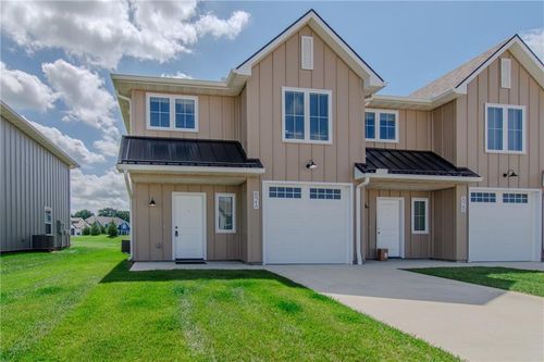 82 A Se 361st Rd, Warrensburg, MO, 64093-7959 | Card Image