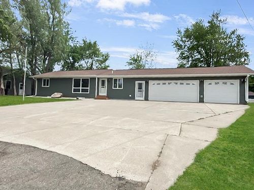 311 S Park St, Hendricks, MN, 56136-9594 | Card Image