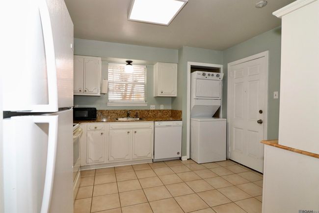 APT-43C - 4900 Claycut Rd, Condo with 2 bedrooms, 2 bathrooms and 1 parking in Baton Rouge LA | Image 10
