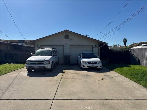 1320 E 20th St, Merced, CA, 95340-4207 | Card Image