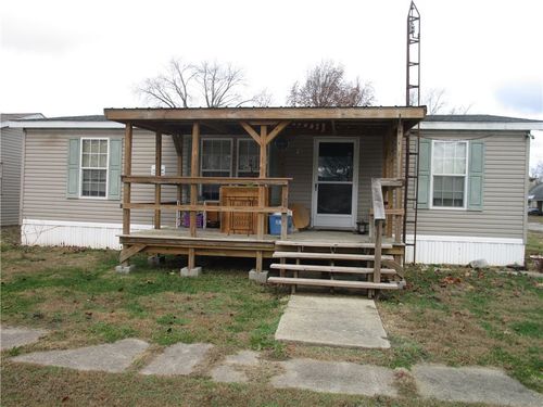 225 E 5th St, Ramsey, IL, 62080-2025 | Card Image