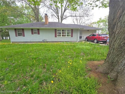 3966 Vaughn Ave, Rootstown, OH, 44272-9606 | Card Image