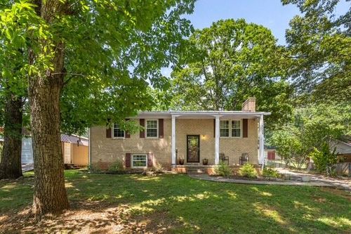 1125 Smith St, Bedford, VA, 24523-3009 | Card Image