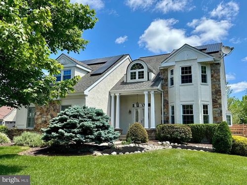 55 W Windrose Dr, RICHBORO, PA, 18954-1093 | Card Image