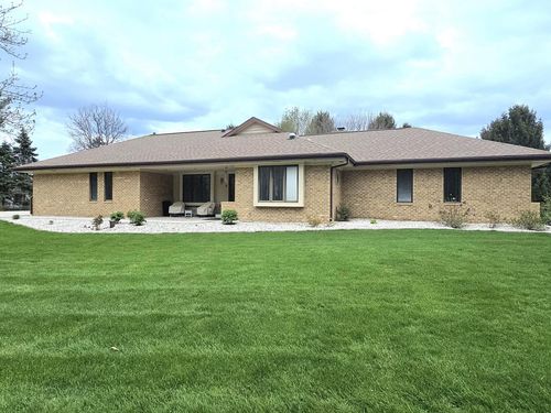 W292N6880 Dorn Road, Merton, WI, 53029 | Card Image
