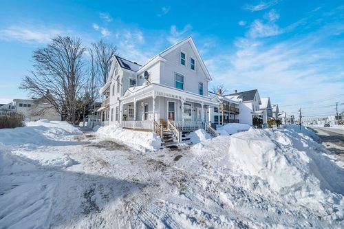 103 Ash St, Nashua, NH, 03060-4543 | Card Image