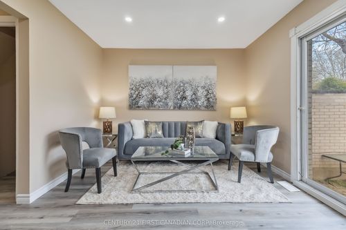 2-155 Boullee St, London, ON, N5Y1T9 | Card Image