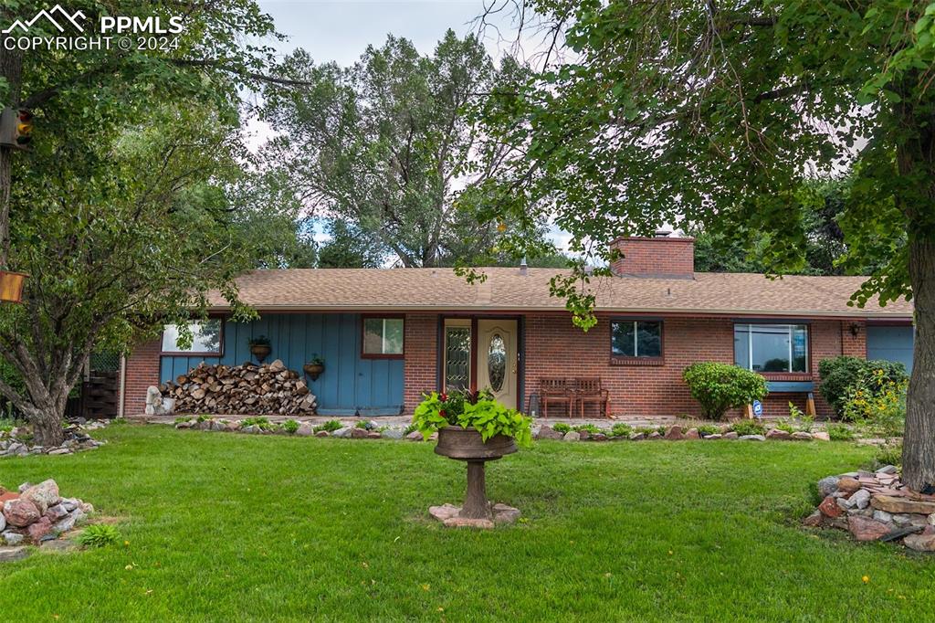 Chamberlin Pl, Colorado Springs, CO 80906