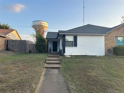 435 Pogue Street, Townhouse with 2 bedrooms, 2 bathrooms and null parking in Cedar Hill TX | Image 1