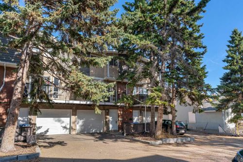 16-643 4 Ave Ne, Calgary, AB, T2E0J9 | Card Image