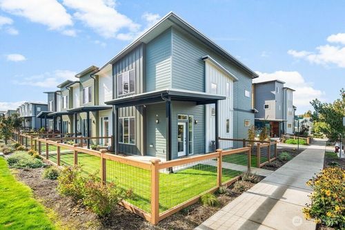 37-4250 Braeburn Ln, Bellingham, WA, 98226-7866 | Card Image