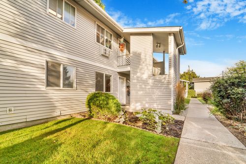 3914 S Regal St, Spokane, WA, 99223-7725 | Card Image