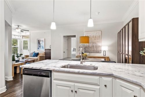 apt-240-16009 Fontana St, Overland Park, KS, 66085-8456 | Card Image