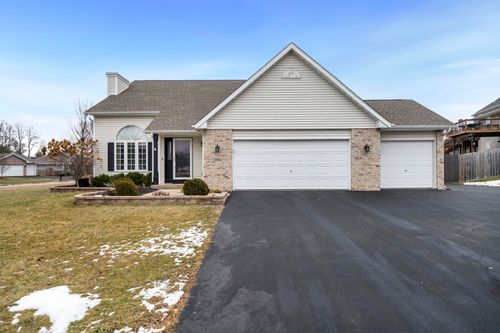 12441 Woodcrest Ln, Roscoe, IL, 61073-8226 | Card Image