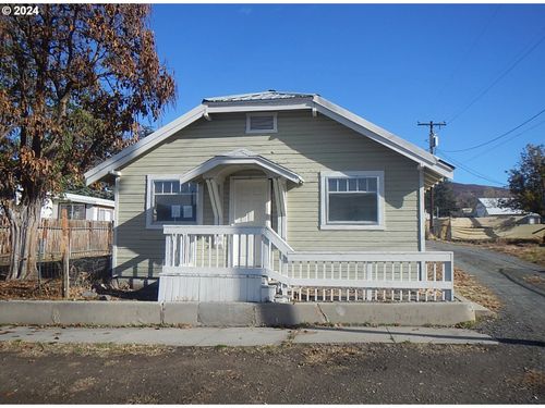 340 E 1st St, Huntington, OR, 97907 | Card Image