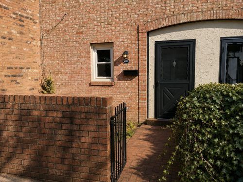 55-4682 Merrifield Pl, Columbus, OH, 43220-2935 | Card Image