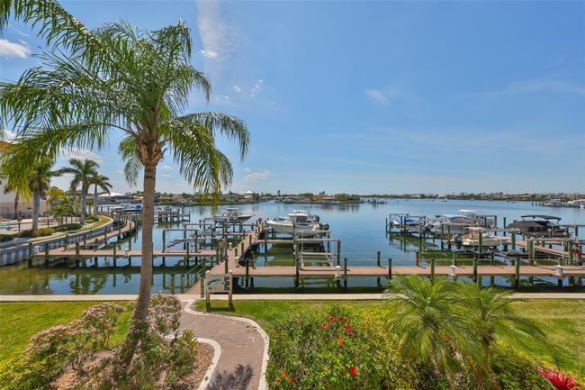 UNIT-202 - 1038 Bellasol Way, Condo with 3 bedrooms, 3 bathrooms and null parking in Apollo Beach FL | Image 27