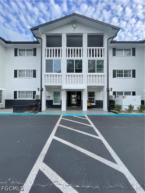 318-3704 Broadway, FORT MYERS, FL, 33901-8102 | Card Image