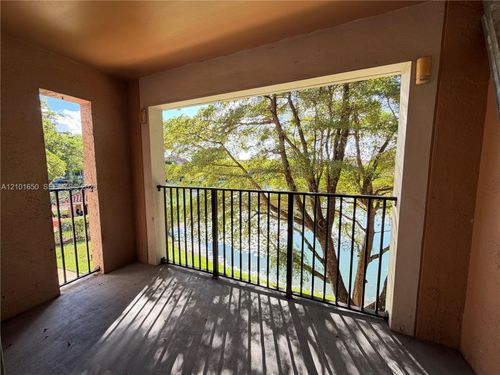 304-2021 Renaissance Blvd, Miramar, FL, 33025-5677 | Card Image