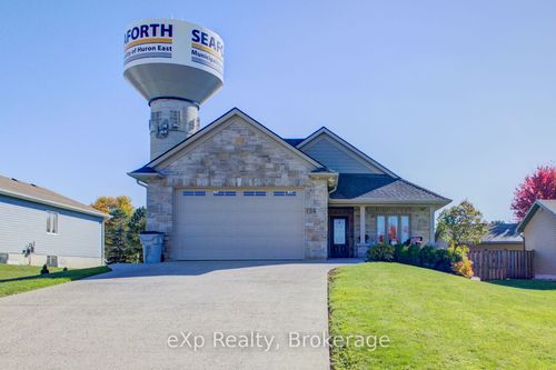 156 Sparling St, Seaforth, ON, N0K | Card Image