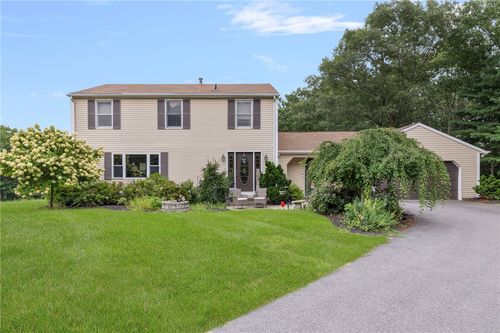 111 Olney Arnold Road, Cranston, RI, 02921 | Card Image