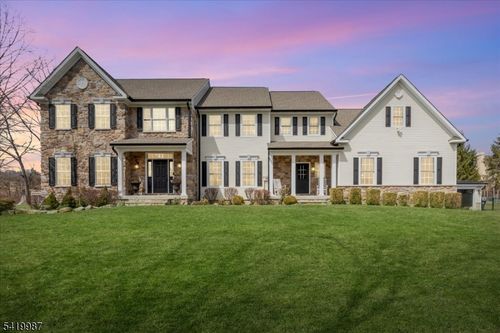 38 Still Hollow Rd, LEBANON, NJ, 08833-4416 | Card Image