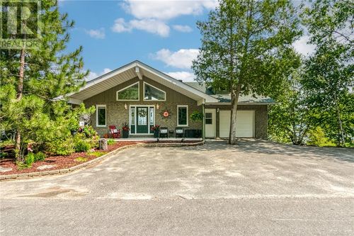 1675 W Bay Rd, Garson, ON, P3L1V3 | Card Image