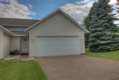 2773 Ridgeview Dr, Red Wing, MN, 55066-4235 | Card Image