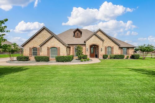 14208 Lucille Dr, Newark, TX, 76071-8939 | Card Image