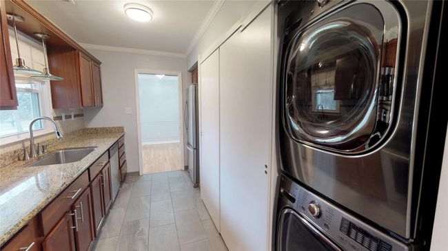 2415 E Hammond Lake Dr, House other with 5 bedrooms, 2 bathrooms and null parking in Bloomfield Hills MI | Image 22
