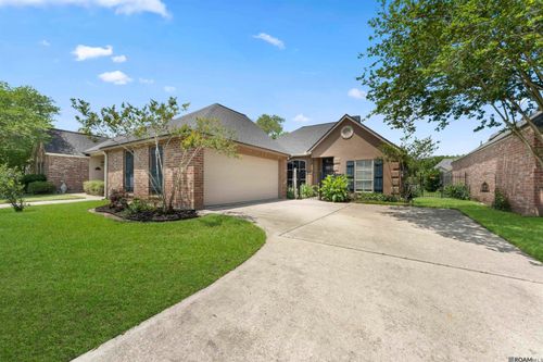 10321 Springwind Ct, Baton Rouge, LA, 70810-7081 | Card Image