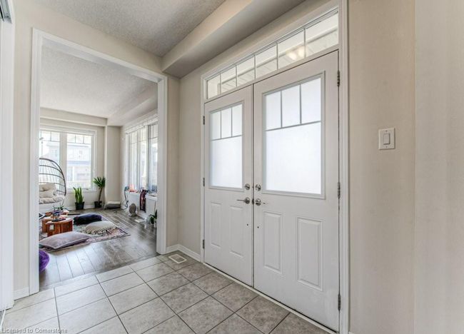 65 Tilbury St, House other with 4 bedrooms, 3 bathrooms and 4 parking in Breslau ON | Image 4