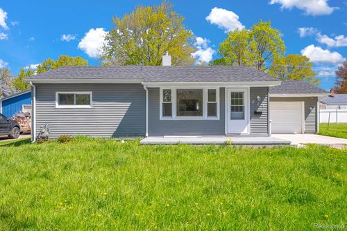 221 Guy Street, Yale, MI, 48097 | Card Image