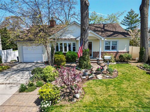 50 Little Whaleneck Road, Hempstead, NY, 11566 | Card Image