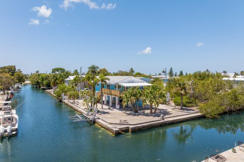 22953 John Silver Ln, Cudjoe Key, FL, 33042-4245 | Card Image