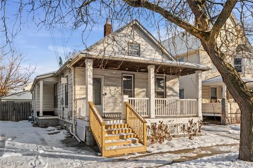 2133 Halstead Ave, Lakewood, OH, 44107-6210 | Card Image