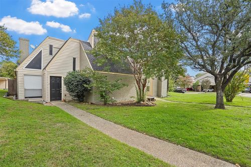 2156 Fleur De Lis Ct, Arlington, TX, 76012-2209 | Card Image