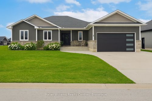56 Chestnut Hill Cres, Tara, ON, N0H2N0 | Card Image