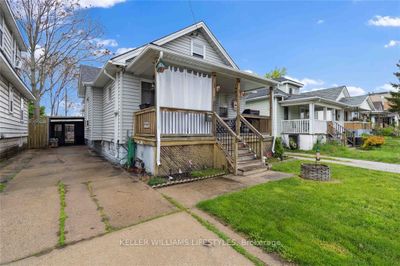 356 Exmouth St, House other with 3 bedrooms, 2 bathrooms and 2 parking in Sarnia ON | Image 3