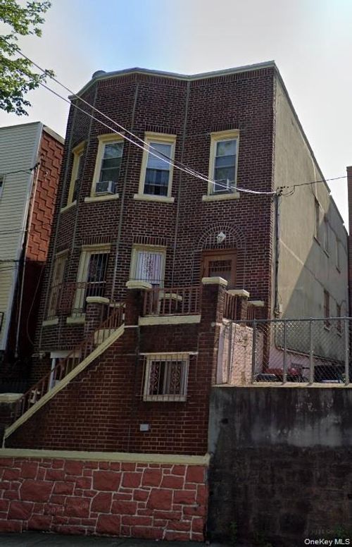 1827 Amethyst St, Bronx, NY, 10462-3517 | Card Image